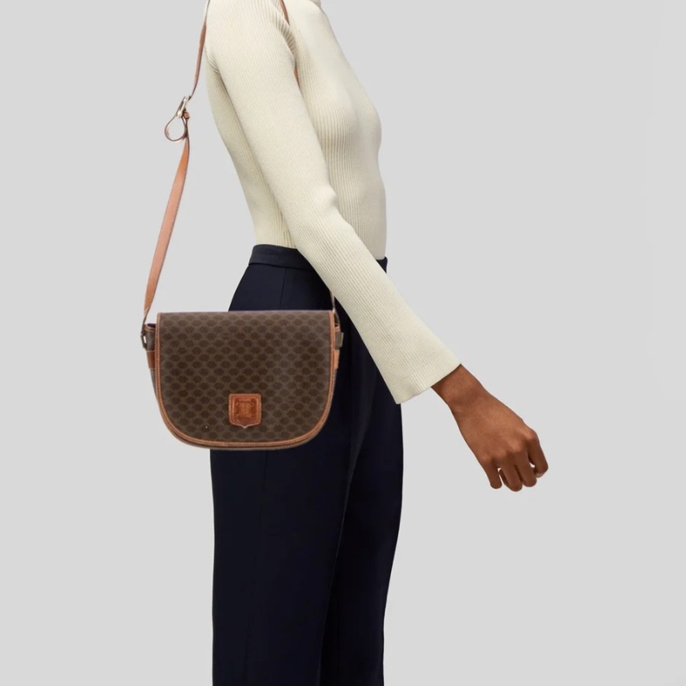 CELINE Vintage Macadam Crossbody (excellent condition) - Picture 3 of 14
